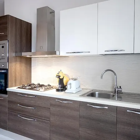 Apartamento Free Parkinga Due Passi Da Navigli Con Balcone Milán