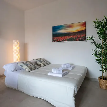 Apartamento Free Parkinga Due Passi Da Navigli Con Balcone *